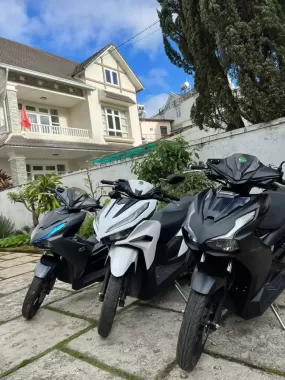 Honda Air Blade-Vario motorbike random color