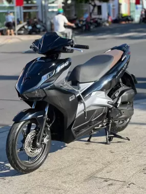 Honda Air Blade 150cc random motorbike