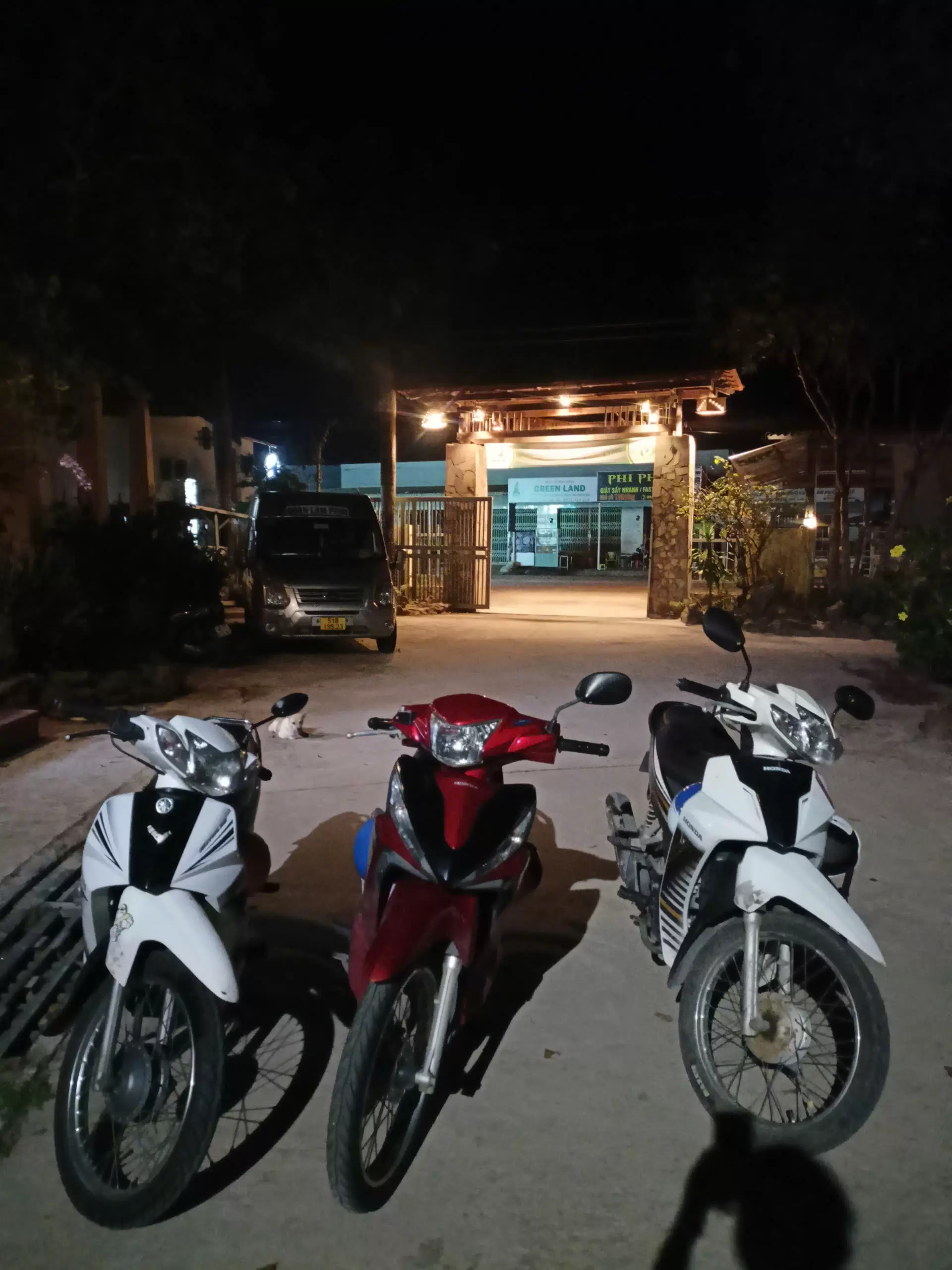Honda Wave motorbike white, red